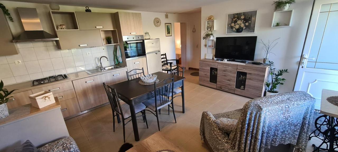 Apartmani Fani San Pietro di Brazza Esterno foto